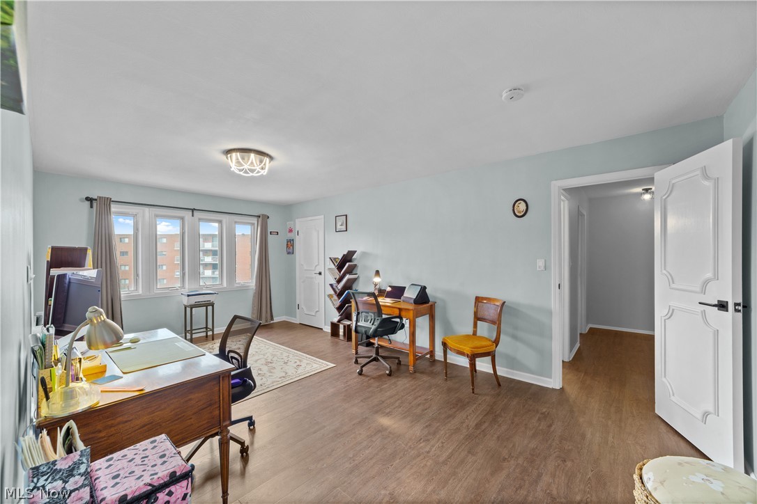 Saxon House Condo - Residential