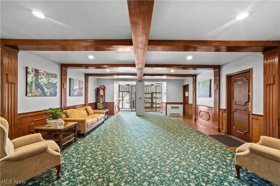 Saxon House Condo - Residential