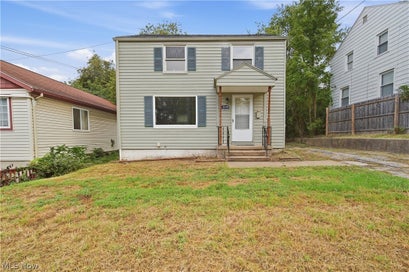 1137 Smithfarm Avenue Akron OH 44305