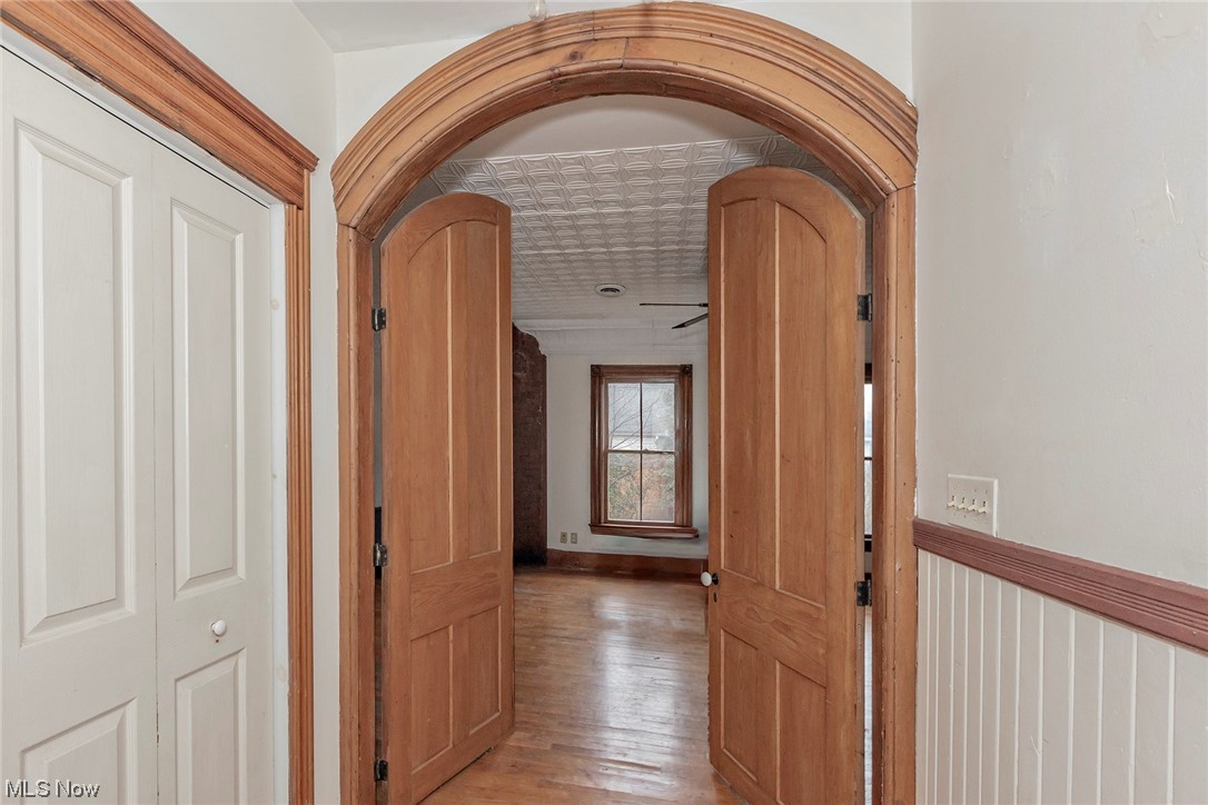 James M Hoyts & J Wade Jrs A - Residential Income