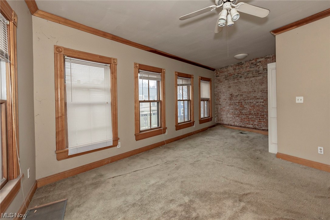 James M Hoyts & J Wade Jrs A - Residential Income