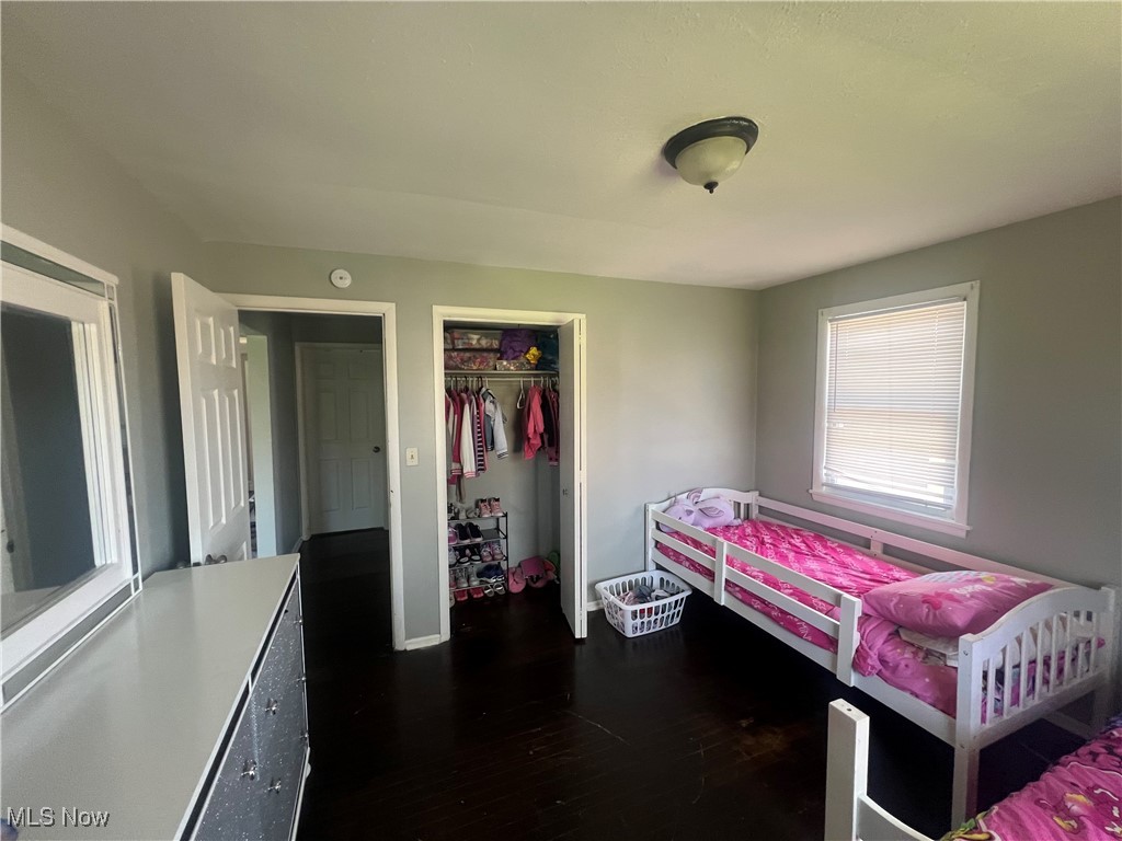1515 E 193rd Street, Euclid, Ohio image 4