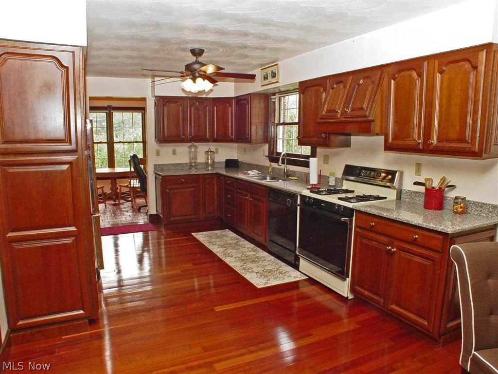 Pine Tree Acres - Residential
