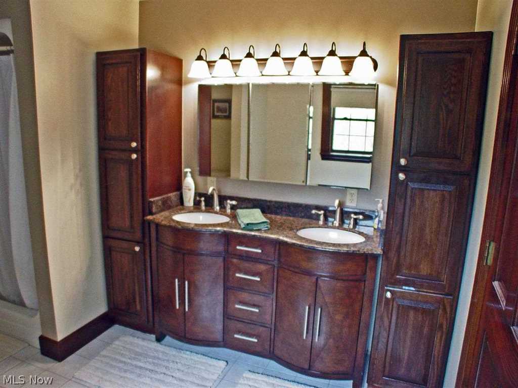 Pine Tree Acres - Residential
