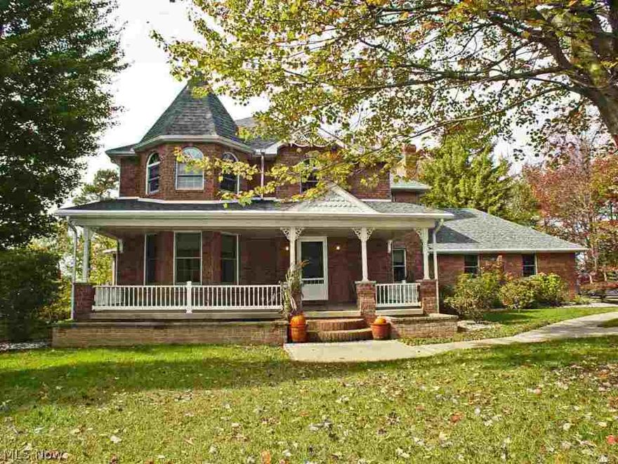 A beauty! Dramatic 2 story foyer, gleaming brazillian cherry HW floors. Eat in kitchen w/ granite counters and sun rm. Formal dining rm, living rm & fam rm w/ soap stone wood burner. Enjoy the deck off the kitchen to the 1 acre park like setting this wonderful home sits on. Home Warranty included.