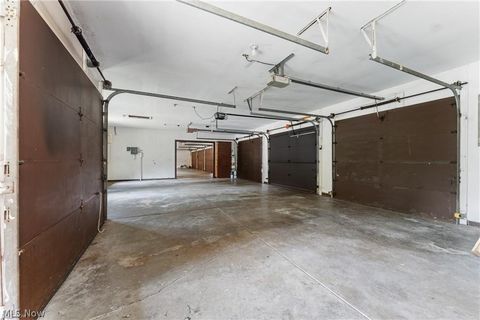 Tiny photo for 550 Warner Road SE, Vienna, OH 44403 (MLS # 5187925)