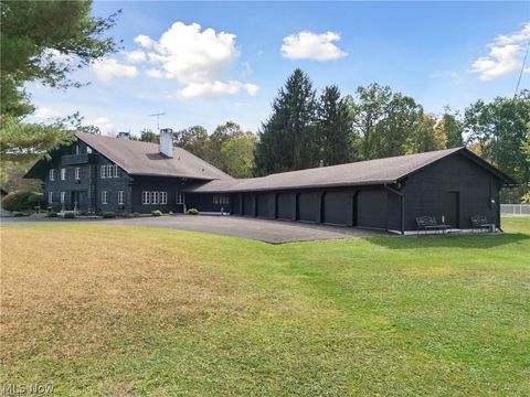 Tiny photo for 550 Warner Road SE, Vienna, OH 44403 (MLS # 5187925)