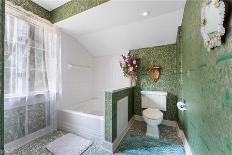 Tiny photo for 550 Warner Road SE, Vienna, OH 44403 (MLS # 5187925)