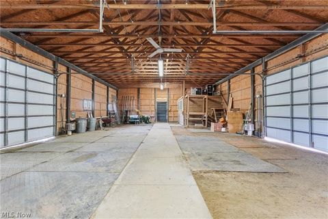 Tiny photo for 550 Warner Road SE, Vienna, OH 44403 (MLS # 5187925)