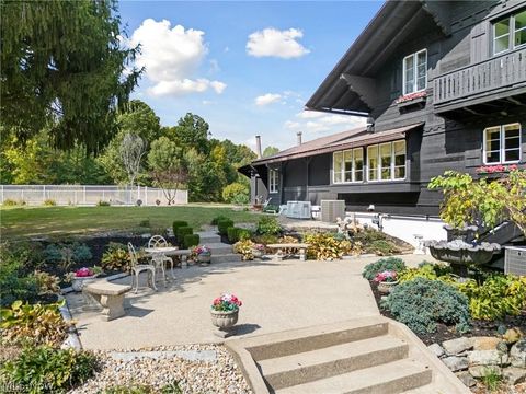 Tiny photo for 550 Warner Road SE, Vienna, OH 44403 (MLS # 5187925)