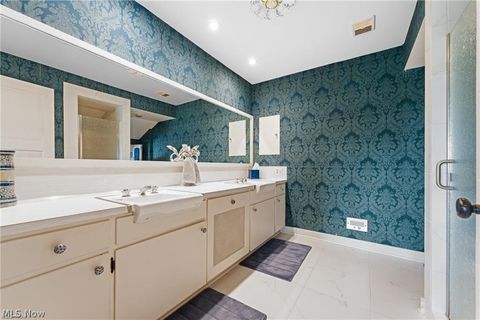 Tiny photo for 550 Warner Road SE, Vienna, OH 44403 (MLS # 5187925)