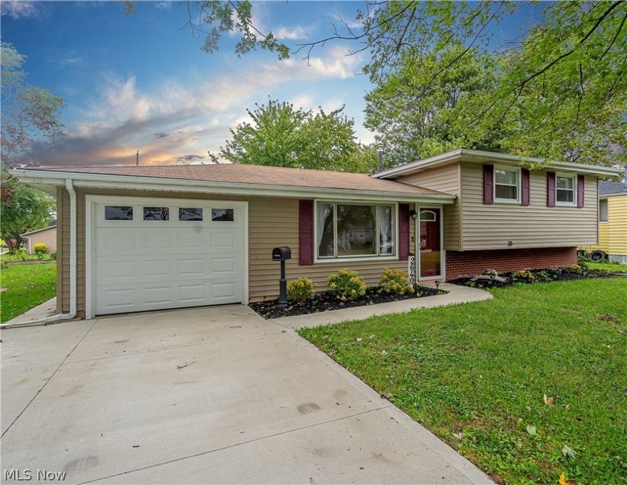 You won’t be disappointed with this sharp split situated on a large lot in a great neighborhood. The spacious eat-in kitchen offers updated stainless steel appliances and plenty of room for dining! Updated neutral colors throughout the house offers a great background for you to move right in! The upper level offers 3 great size bedrooms, and a nicely updated bathroom. The lower level of this home offers a spacious family room, fourth bedroom and a laundry room/half bath for convenience! The fourth bedroom provides a great option for flex space to work from home. In March of 2021 the sellers installed a new furnace and air conditioner. The large backyard is fully fenced in and has a large shed for storage and patio for entertaining. Be sure to add this home to your next tour!