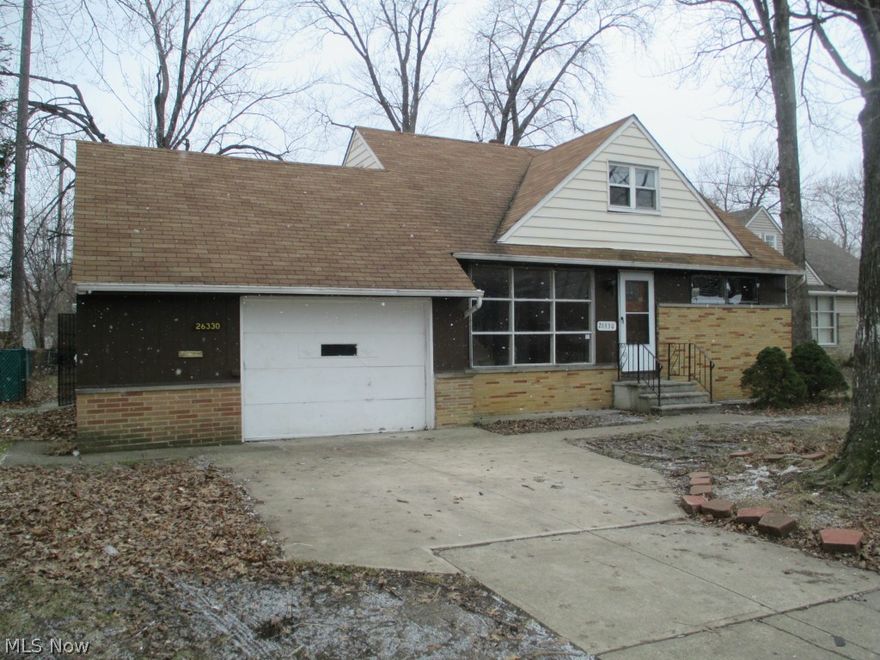 Bungalow home with hardwood floors throughout, nice kitchen and large living room.  Four bedrooms, two on each floor and updated bathroom. Conveniently located near shopping, schools and Lake Erie. Great value!    This is a Fannie Mae HomePath Property.