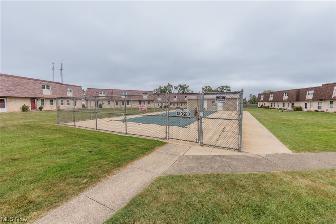 Oxford Heights Condo - Residential