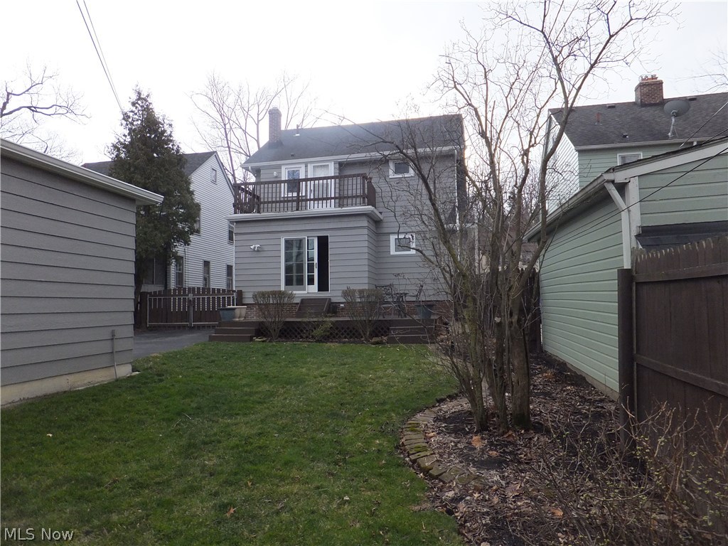 Cleveland Heights Blvd - Residential