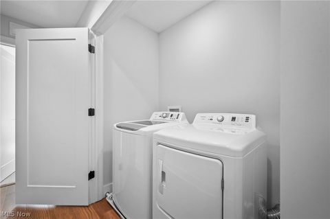Tiny photo for 1403 E Superior Avenue, Cleveland, OH 44113 (MLS # 5221621)
