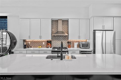 Tiny photo for 1403 E Superior Avenue, Cleveland, OH 44113 (MLS # 5221621)