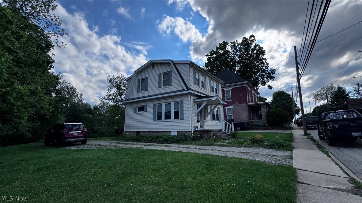 358 W Locust Street