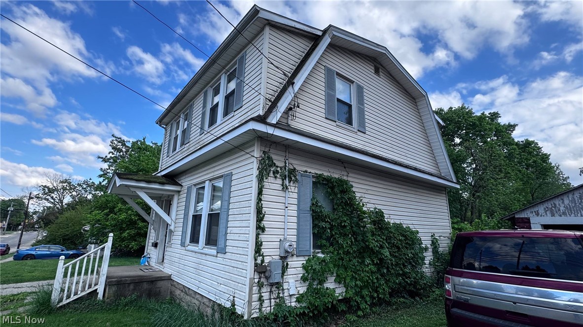358 W Locust Street