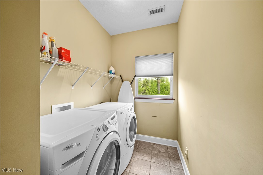 21252 Breckenridge Lane, Strongsville, Ohio image 34