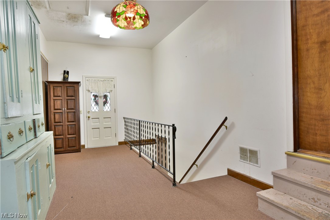 Hyde-Oakfield Road - Residential