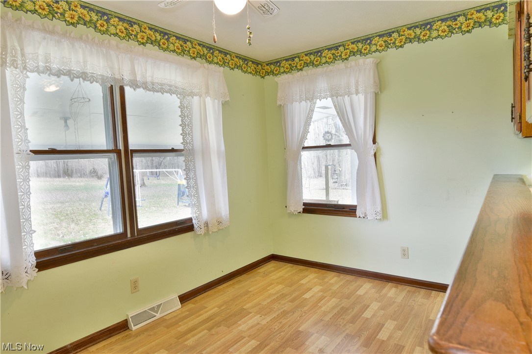 Hyde-Oakfield Road - Residential