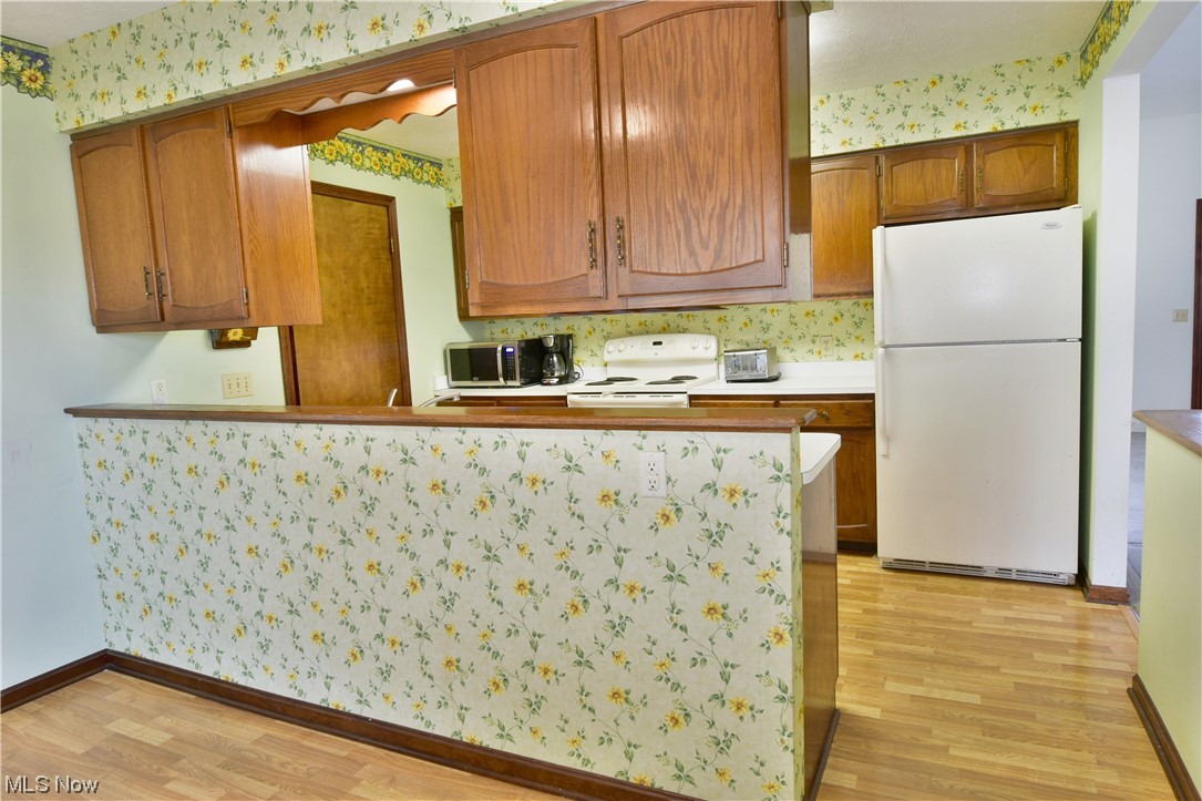 Hyde-Oakfield Road - Residential