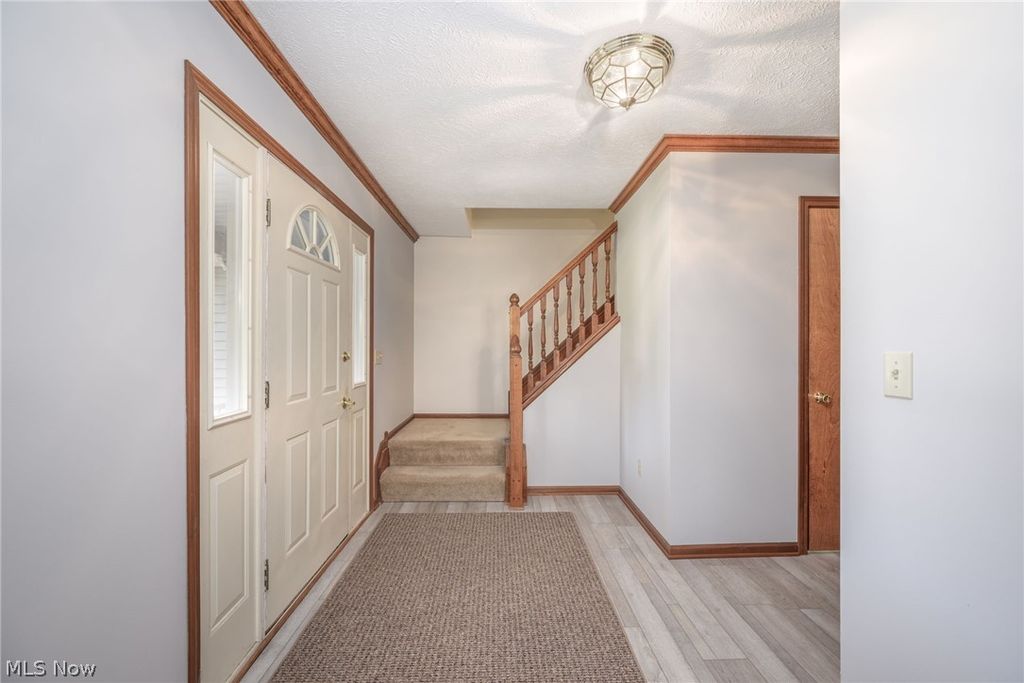 Photo of 1133 Sharonbrook Drive, Twinsburg, OH 44087 (MLS # 5218053)