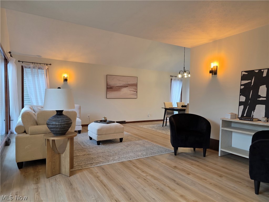 5009 Lansdowne Drive