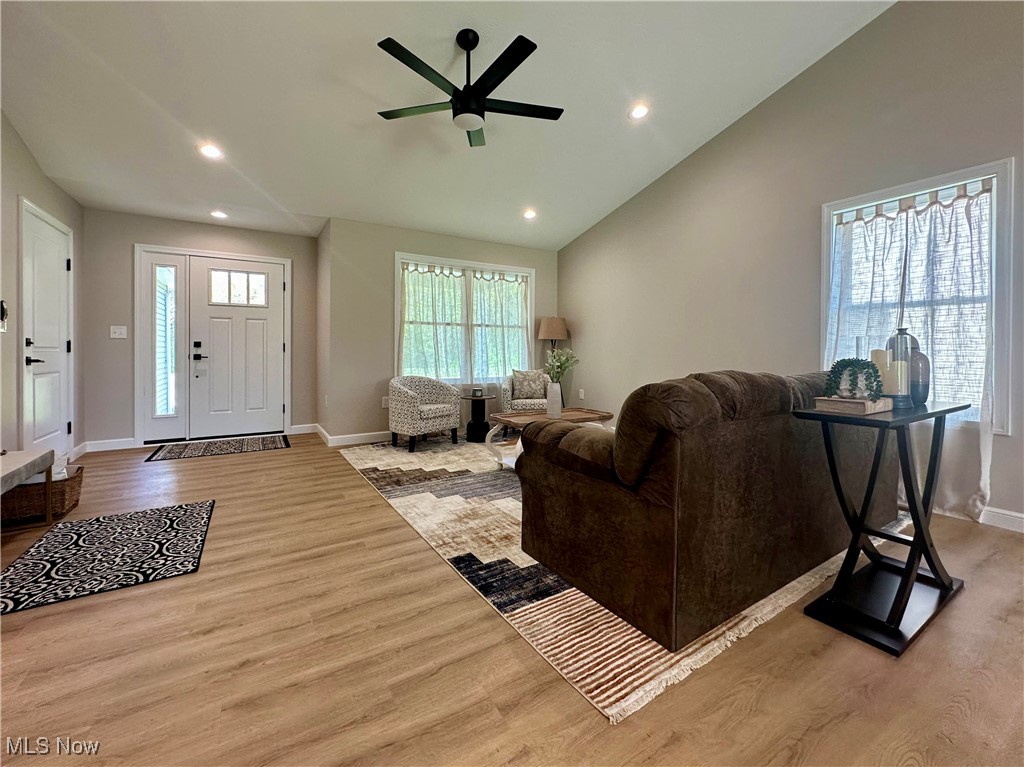 1521 N Carnegie Avenue, Niles, Ohio image 3