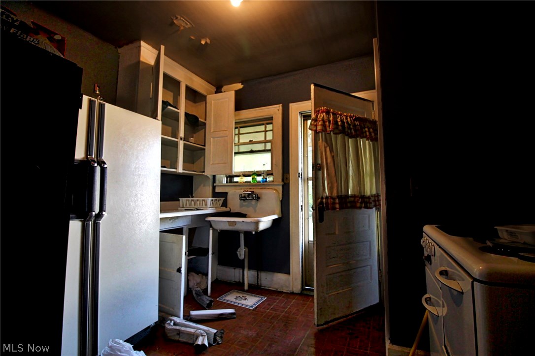 West Heights Land Co - Residential Income