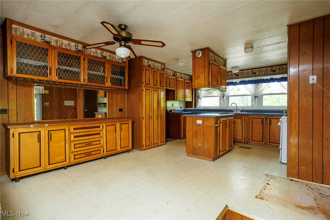 1810 Cassingham Hollow Drive, Coshocton, Ohio image 6