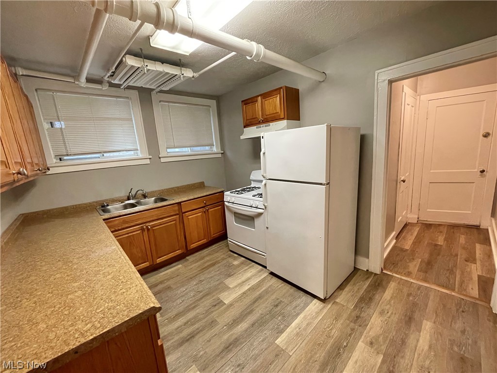 Schneider - Residential Lease