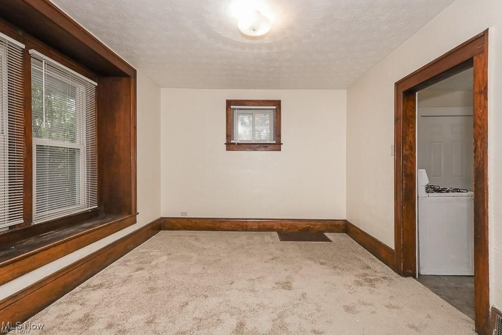 146 E Glenwood Avenue, Akron, Ohio image 8