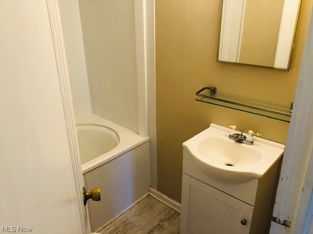 City/Akron 9 - Residential Income
