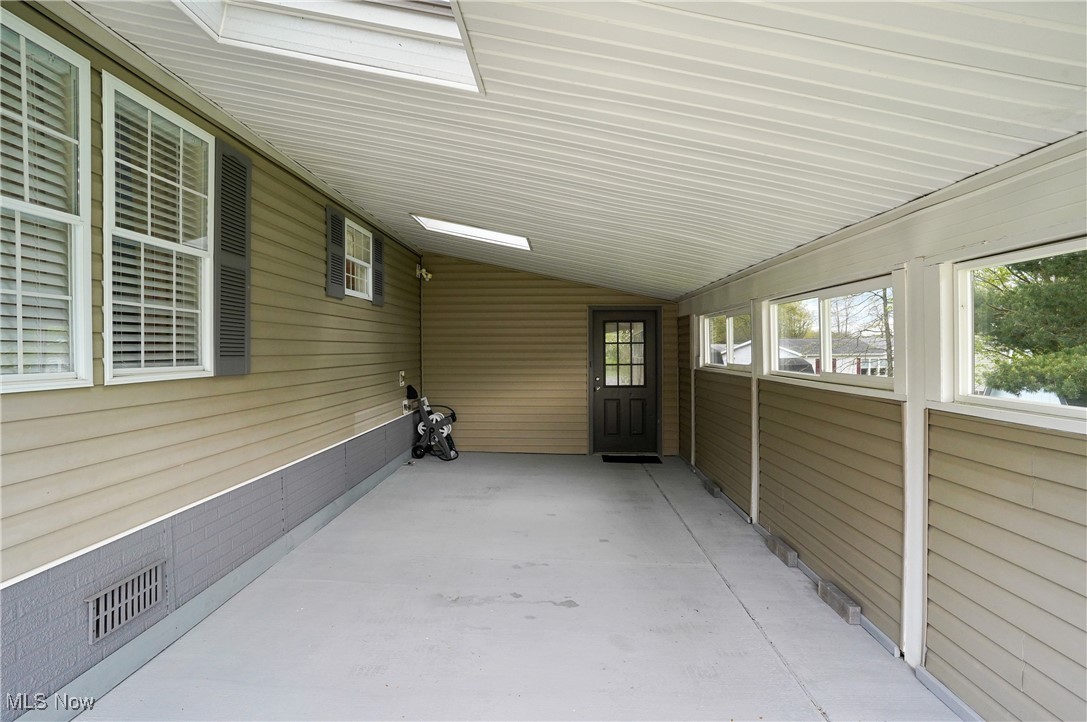 157 Oaktree Lane