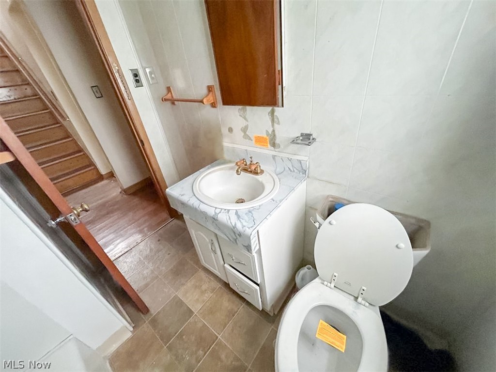 A C Spears 01 - Residential