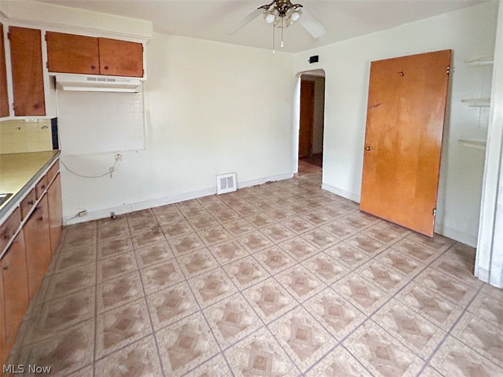 A C Spears 01 - Residential