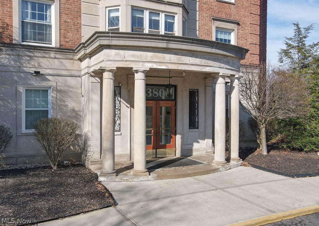 South Park Manor Condos - Residential