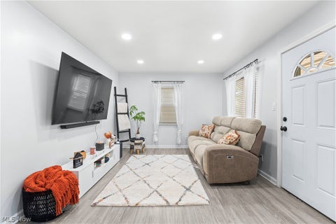 Tiny photo for 14405 Cleminshaw Road, Cleveland, OH 44135 (MLS # 5255577)