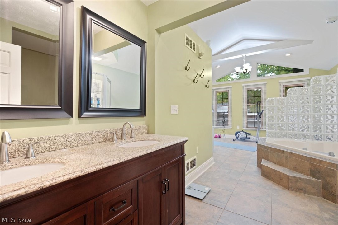 City Canfield - Residential