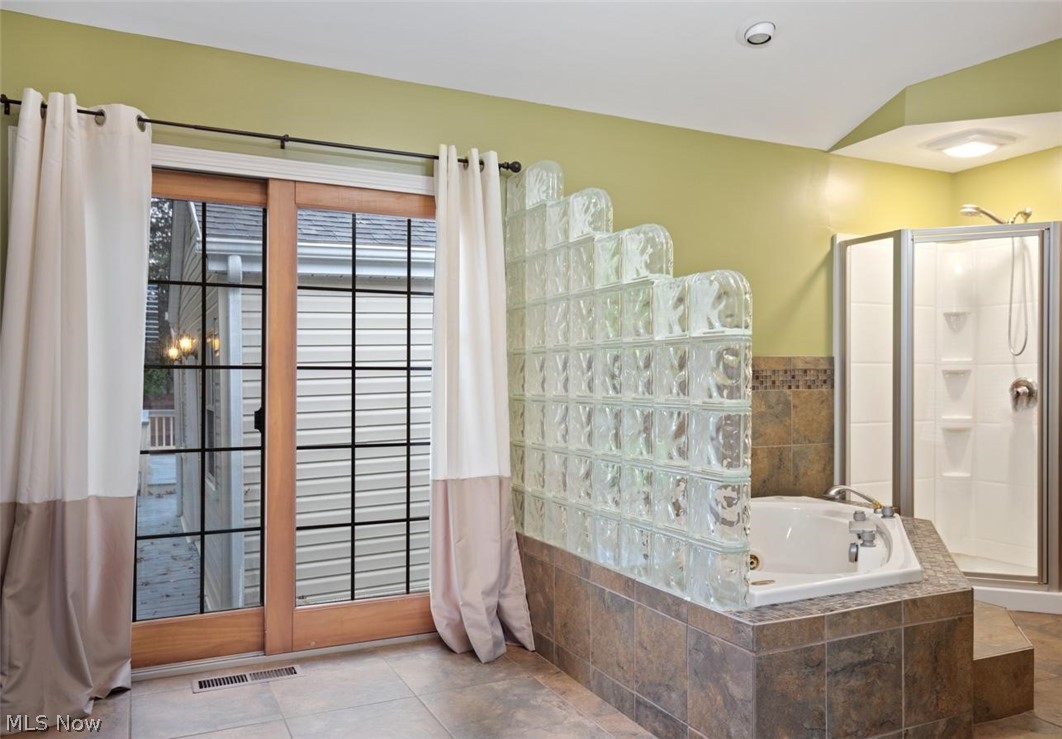 City Canfield - Residential