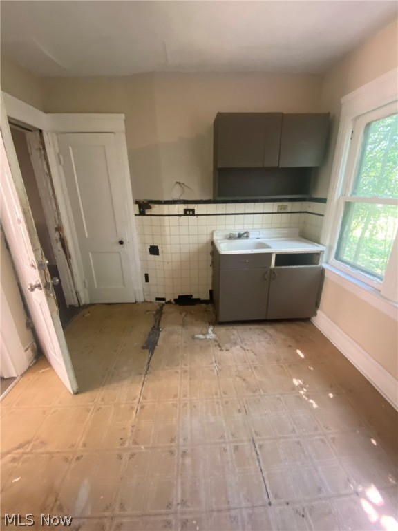 W J Crawford & J Parmelee - Residential Income