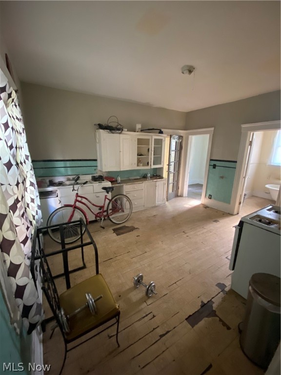 W J Crawford & J Parmelee - Residential Income