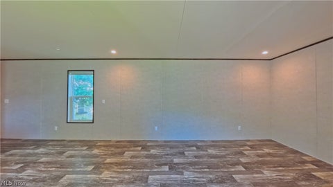 Tiny photo for 1006 south park circle CIR, Brookfield, OH 44403 (MLS # 5240458)