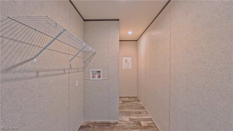 Tiny photo for 1006 south park circle CIR, Brookfield, OH 44403 (MLS # 5240458)