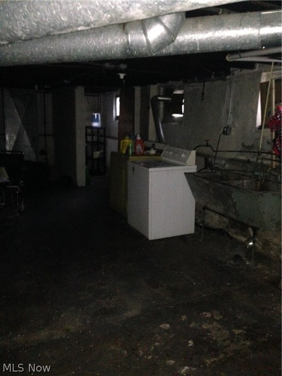 Corlett Realty Companys - Residential