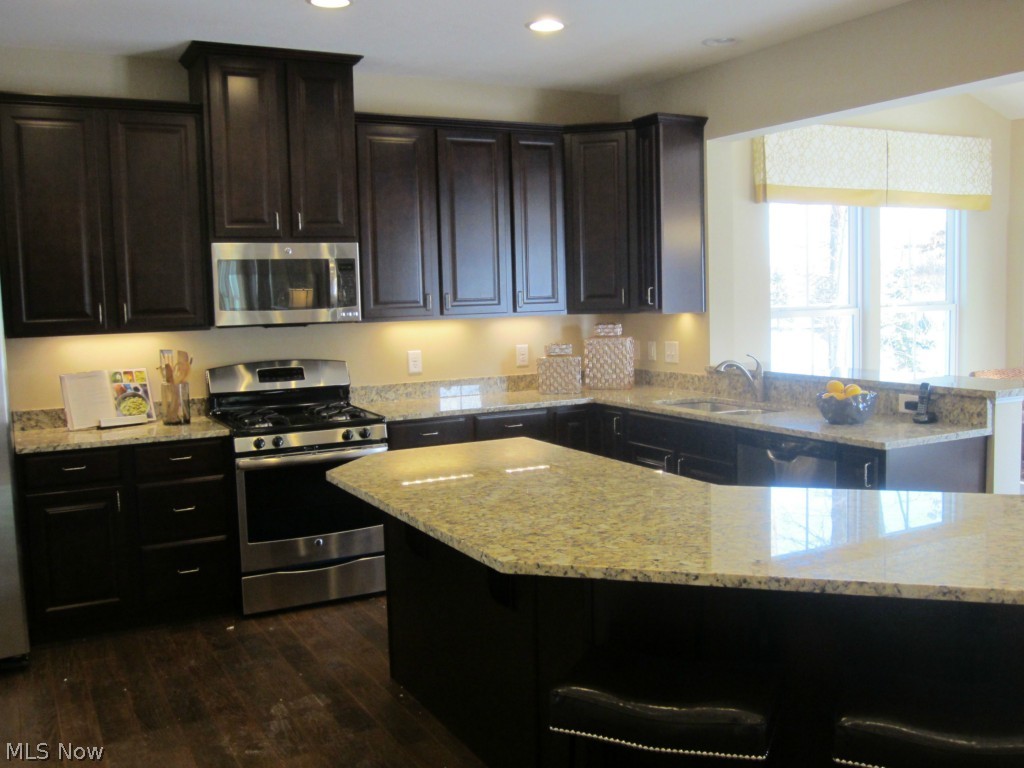 Tiberon Trace - Residential