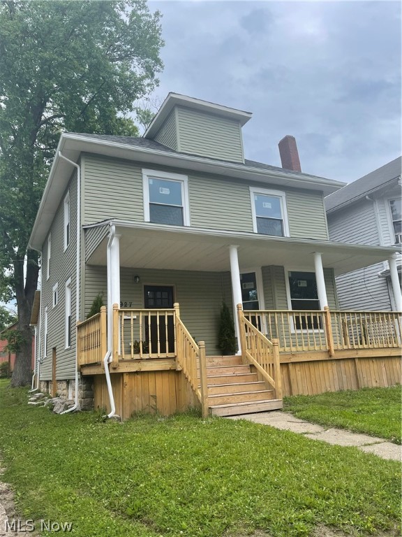 Main image without alt text