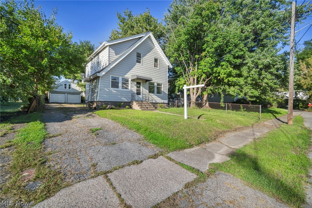 2407 Mira Court